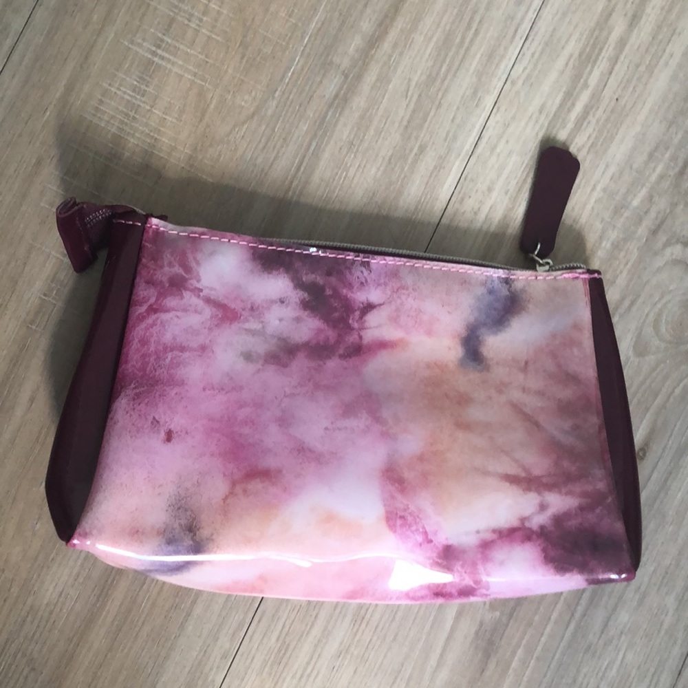 Ulta Beauty • Cosmetics Pouch